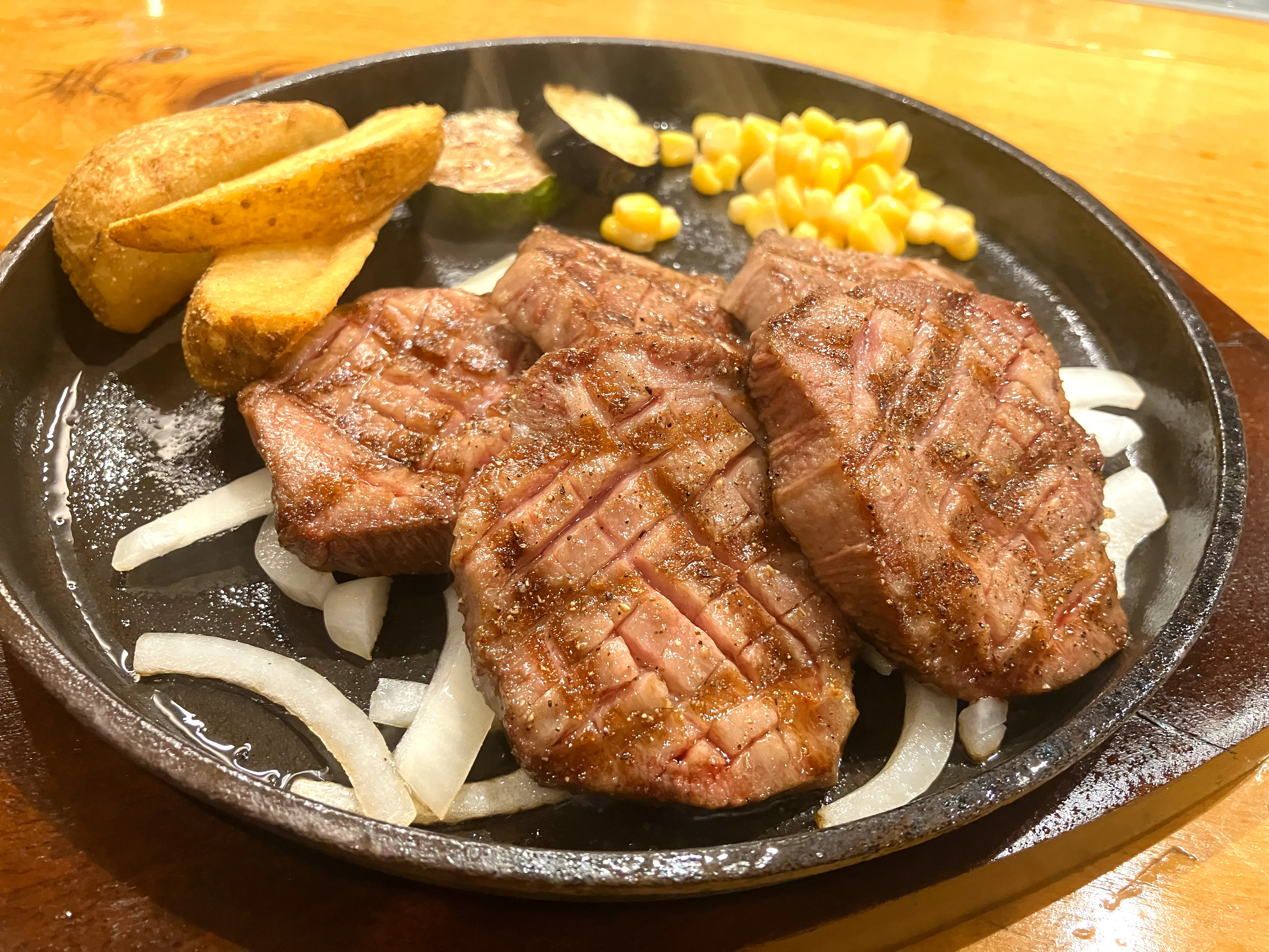 和牛　厚切りタン